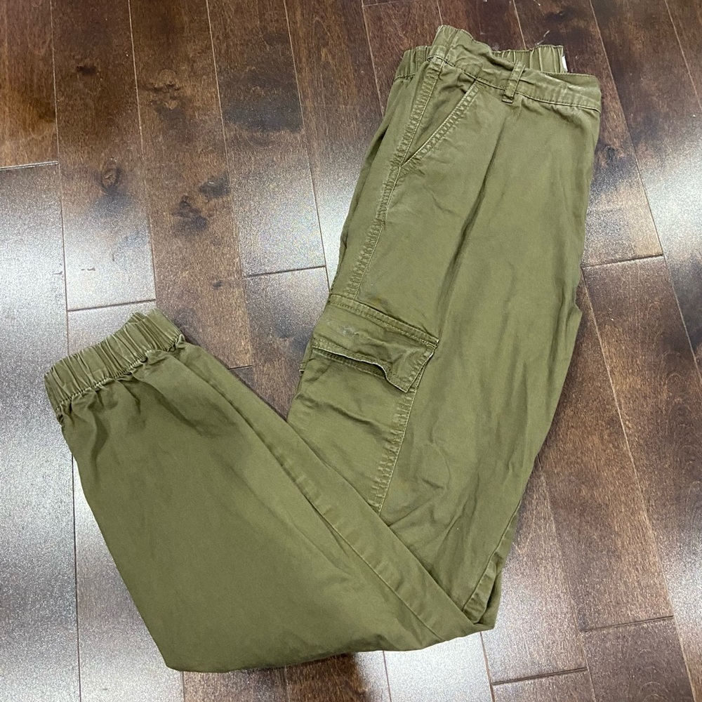 Army green carpenter style trousers